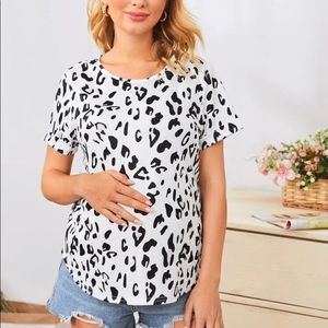 Maternity leopard tee shirt